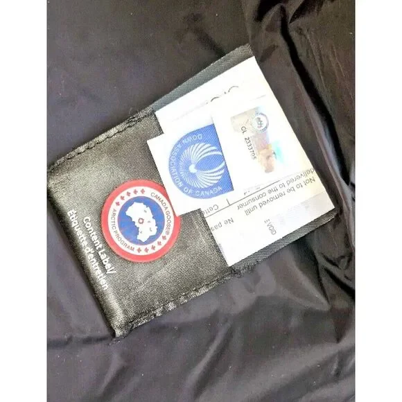 CANADA GOOSE ARCTIC PROGRAM freestyle black Puffer down vest woman Sz M - Picture 8 of 13